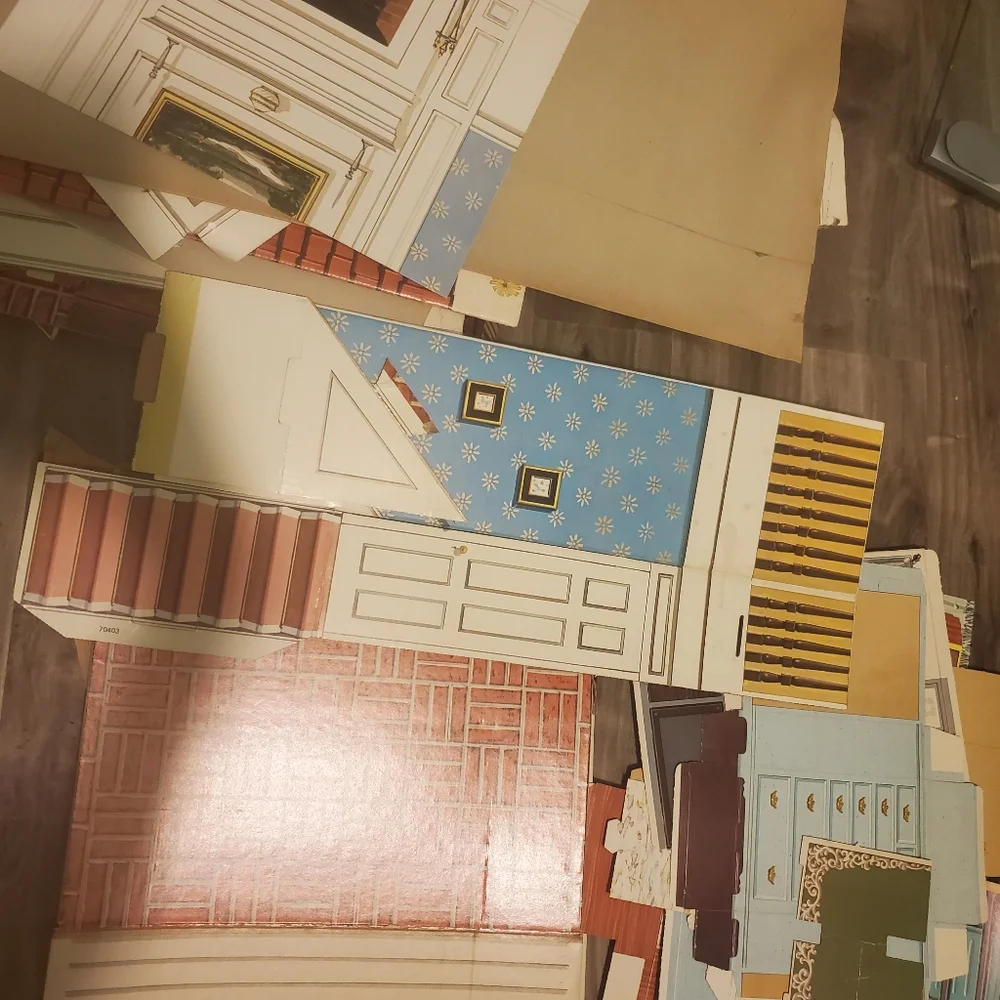 Extremely rare over 4ft high Suzy homemaker cardboard dollhouse - Picture 10 of 16